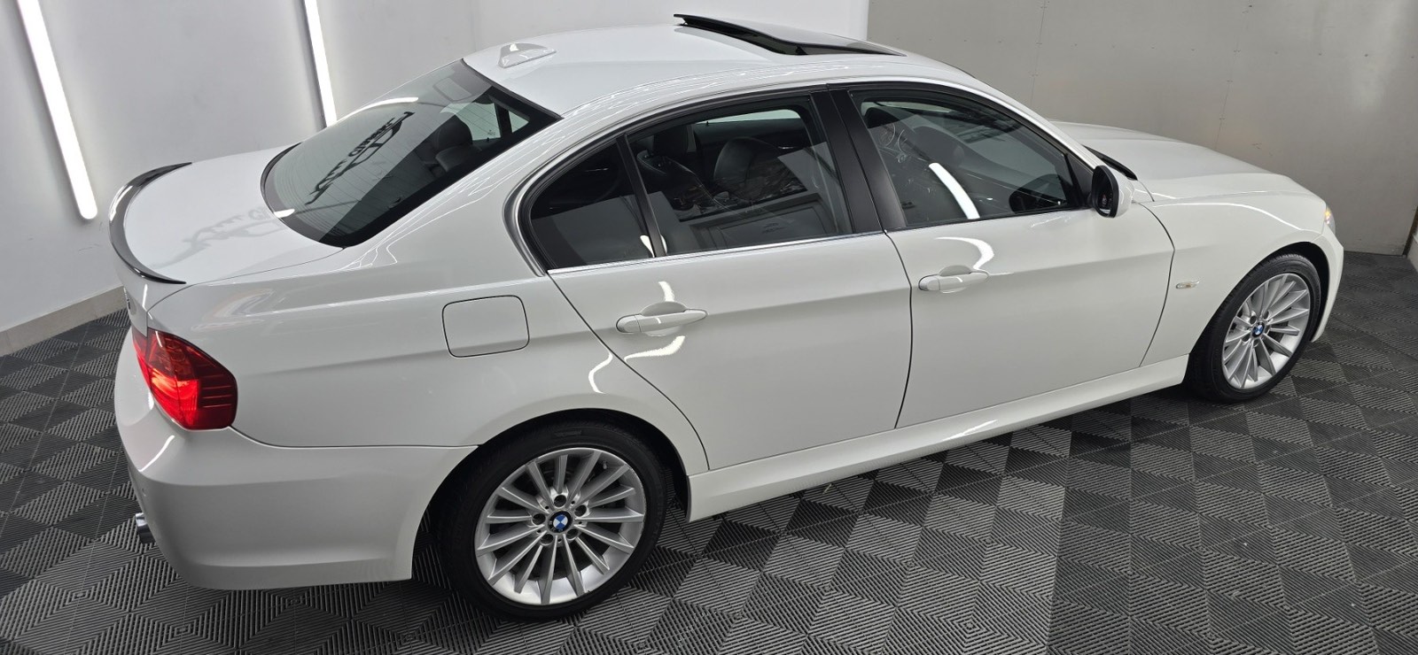 BMW 335i xDrive (Automata) Nagyon ritka állapotban - Image 4