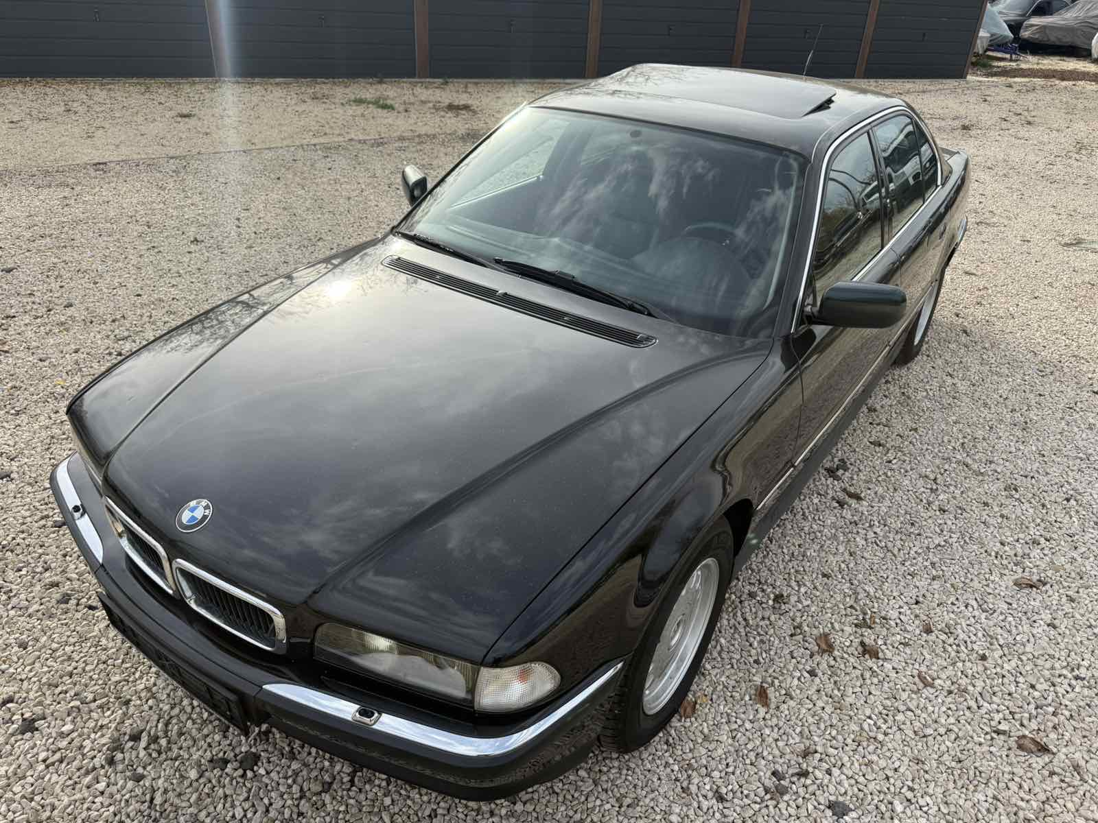 BMW 750i- SOLD! – Bild 3